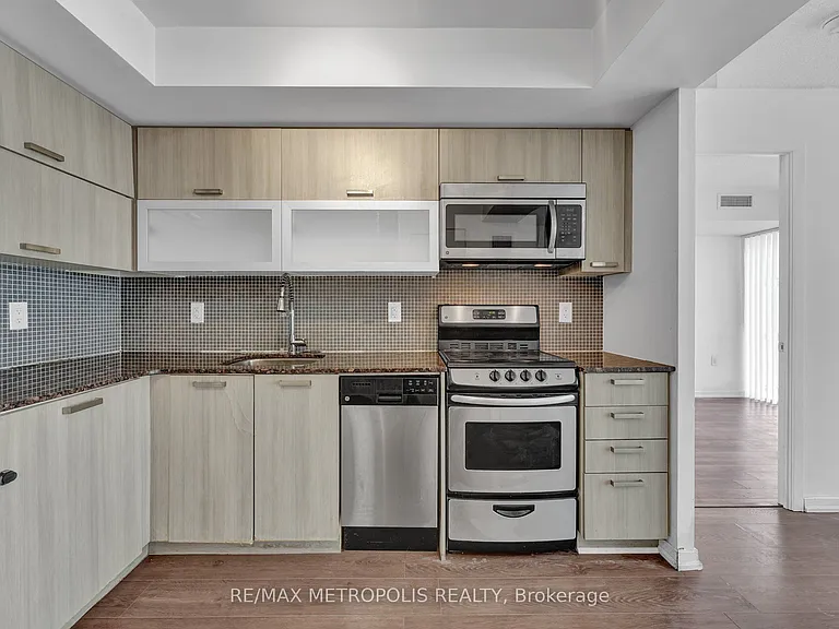 36 Lisgar St #1902W — Photo 8