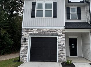 606 S Blackmon St, Benson, NC 27504