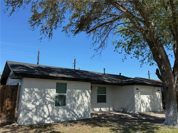 4925 Waterfall St, Corpus Christi, TX 78416