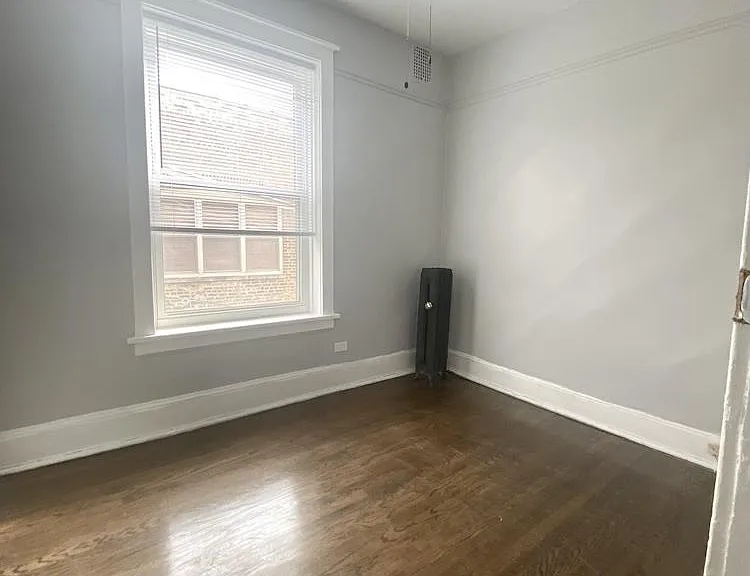 1251 W Rosemont Ave #3 — Photo 6