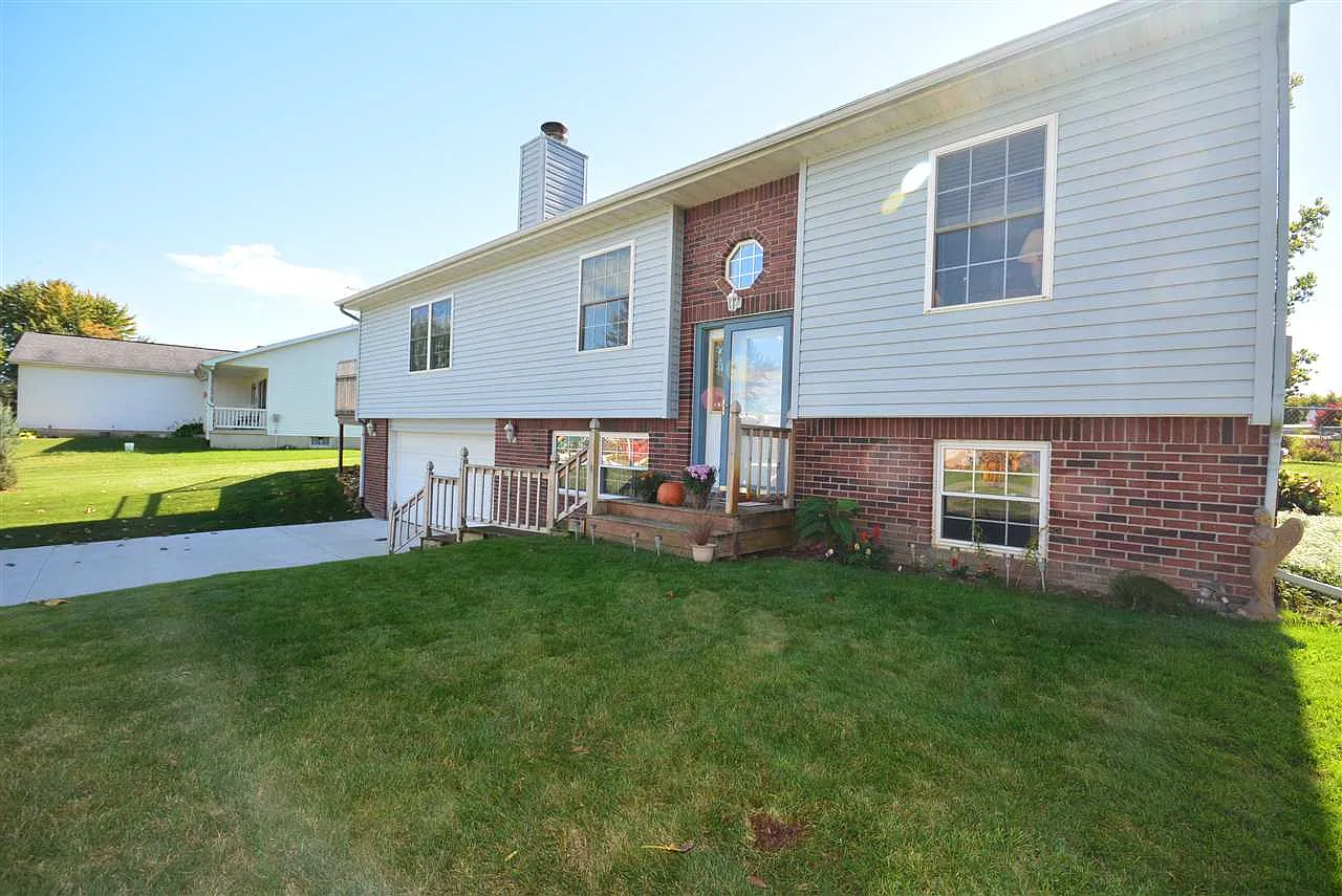 7631 Wadding Dr photo 1