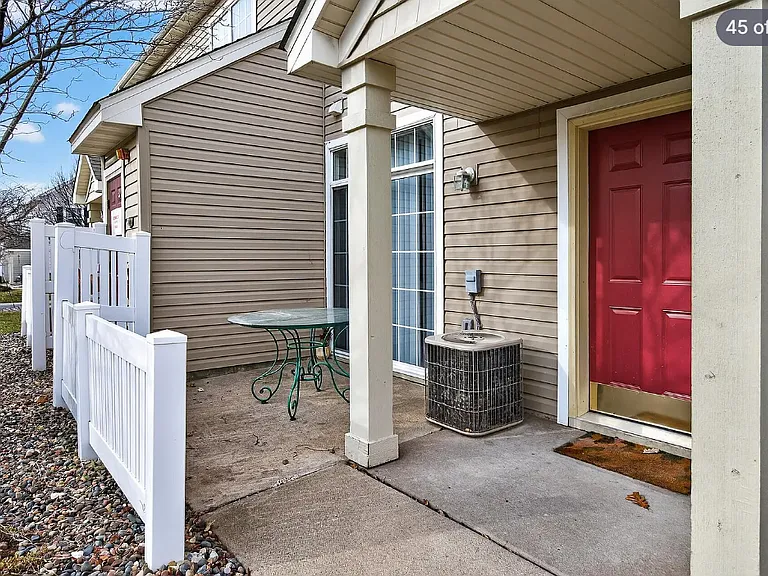 5055 Holly Ln N #4 — Photo 5