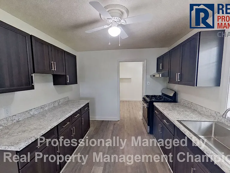 2909 Spaulding Dr — Photo 7