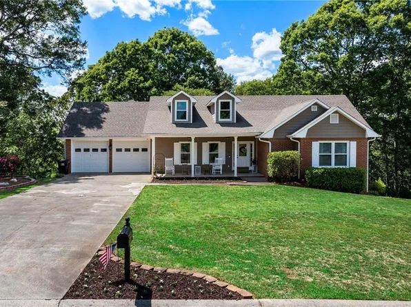 35 Cliffhanger Pointe SW, Cartersville, GA 30120