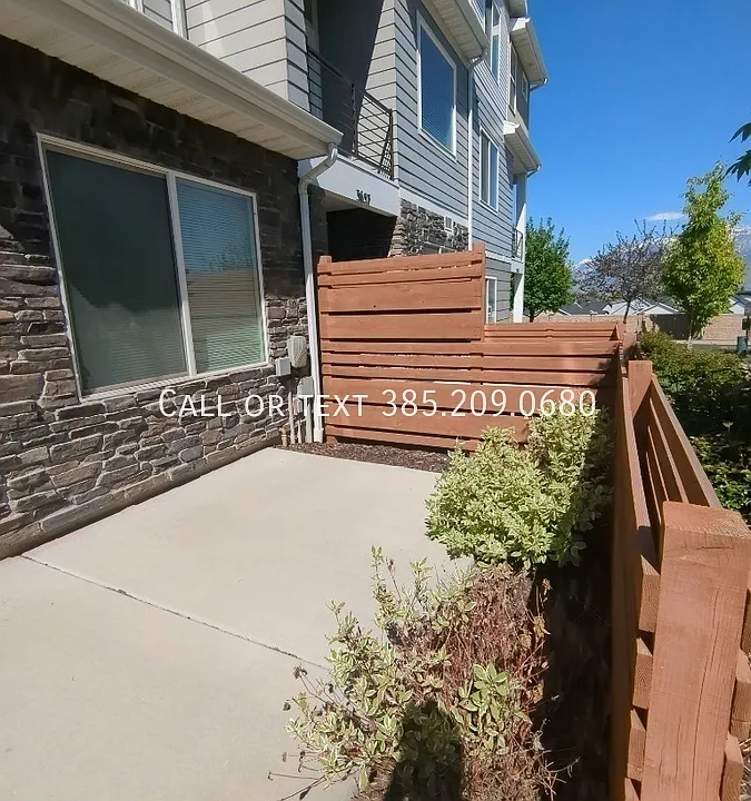 3659 W Dusky Sky Ln