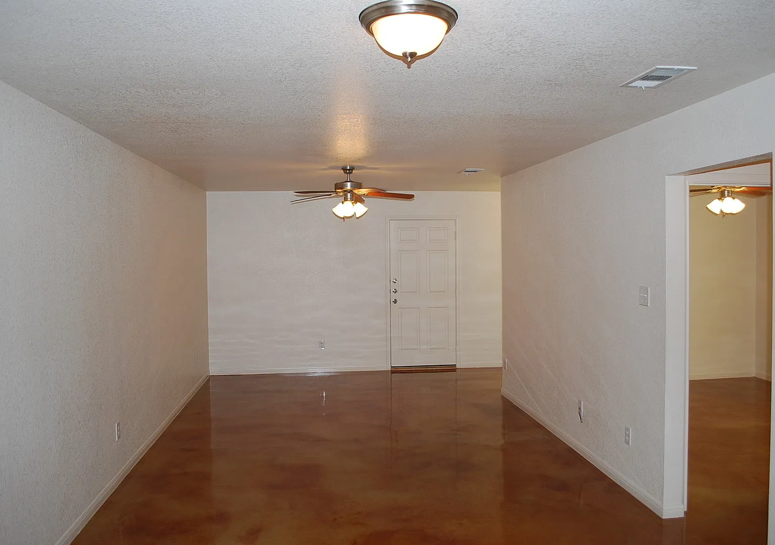 926 RW — Photo 4