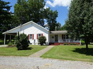 65 Tate Rd, Raleigh, IL 62977