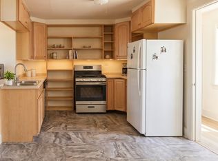 96 South Main, Brattleboro, VT 05301