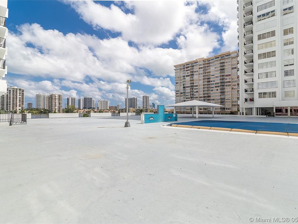 1st image of 2780 NE 183rd St APT 1915