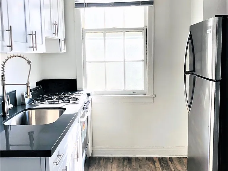 The Asbury Apartments — Photo 10