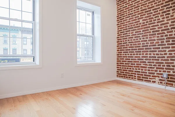 Rented by Lions Share Inc. | media 12