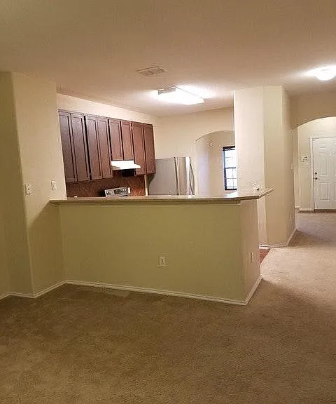 814 Rivera Way — Photo 4