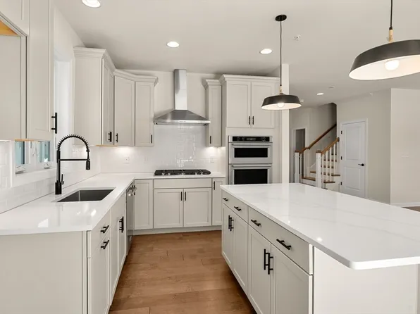 6 Mason Way #63, Woburn, MA 01801