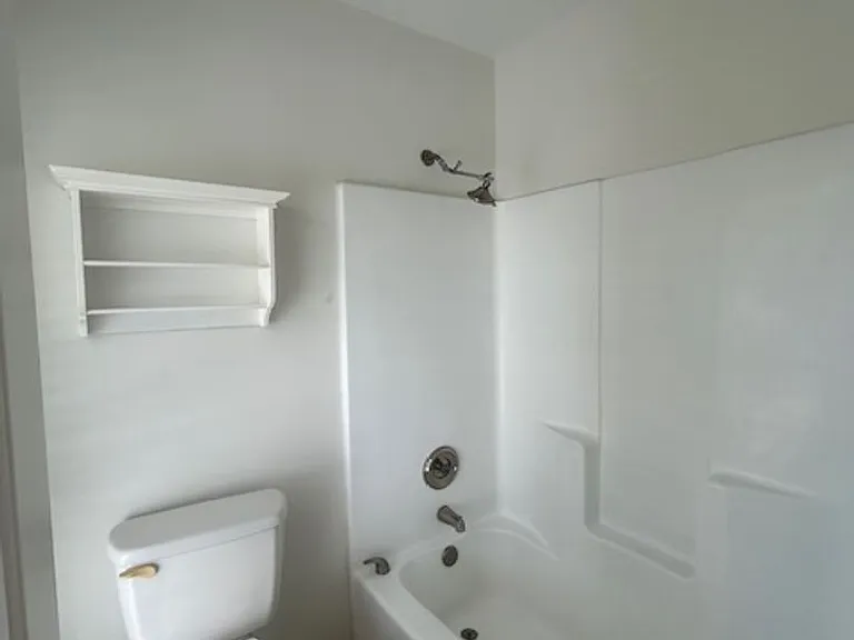 309 Maple St — Photo 12