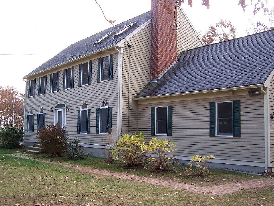 front view of home & garage