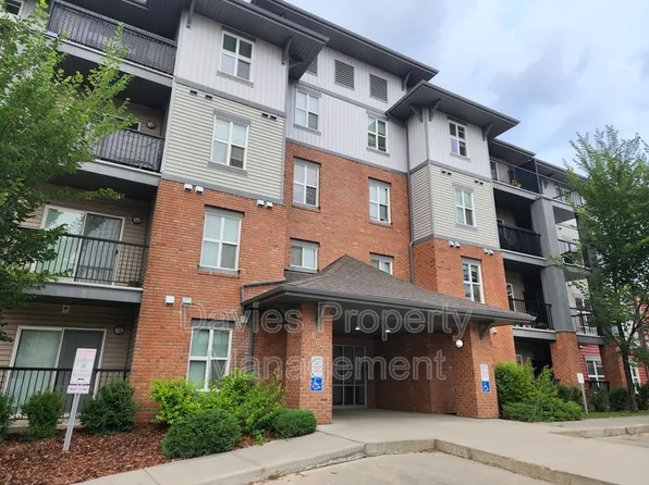 667 Watt Blvd SW #101, Edmonton, AB T6X 0Y2