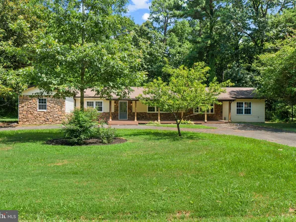 18158 Piedmont Dr, Cobb Island, MD 20625