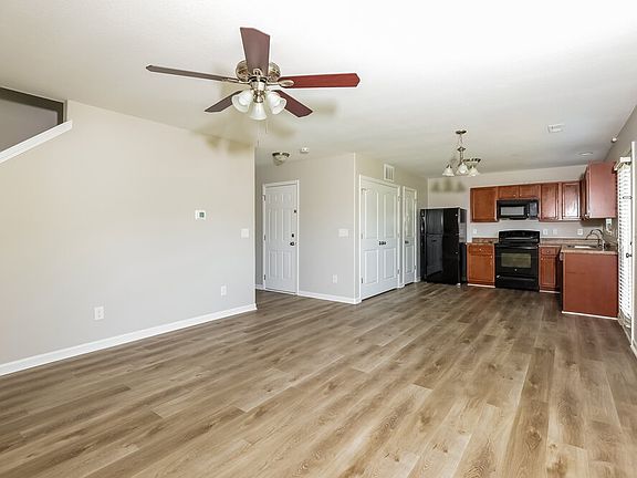 5th image of 2728 Maybrook Crossing Dr