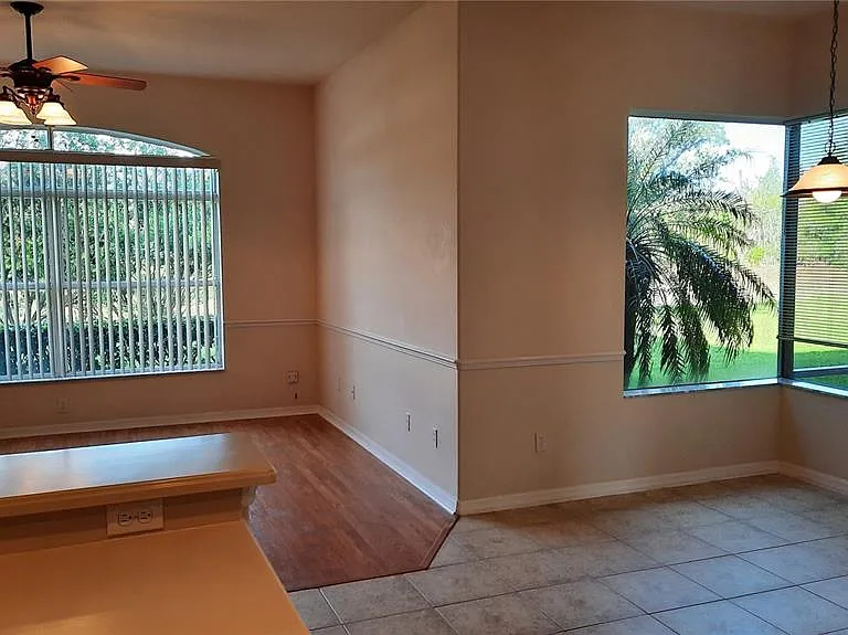 1315 Elli Cir — Photo 9