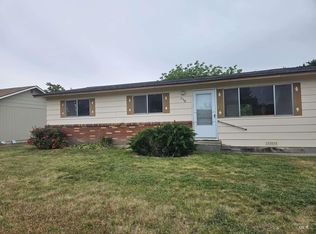 998 SW 11th St, Ontario, OR 97914