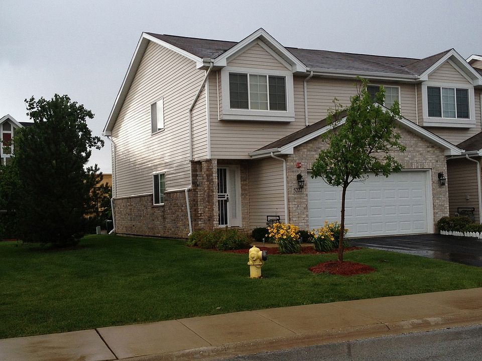 1st image of 5222 Bloomsbury Ln #6