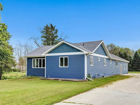 E4463 County Road K, Algoma, WI 54201