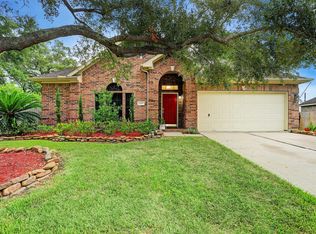 1300 Deer Ridge Dr, League City, TX 77573