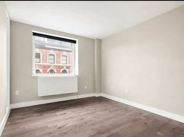 88 Morningside Avenue image 8 of 16