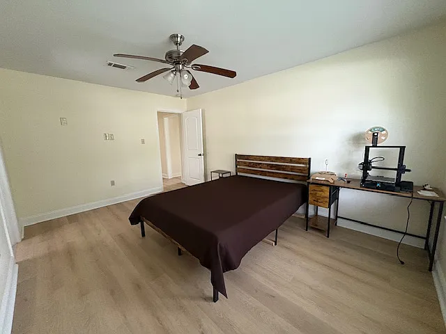 5420 Charlotte Dr — Photo 12