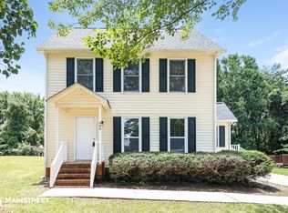 404 Peach Orchard Dr, Greensboro, NC 27455