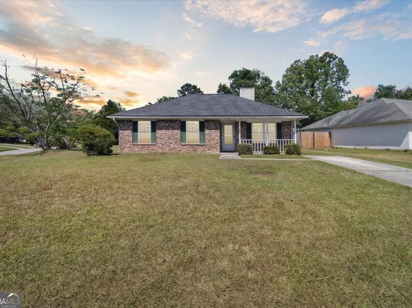 11 Whippoorwill Ln E, Richmond Hill, GA 31324