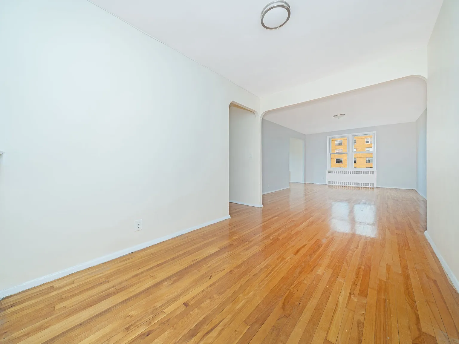 500 Kappock Street — Photo 3