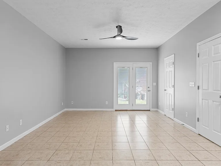 Pin Oak Villas Townhomes — Photo 10