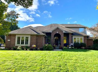 1310 Eagle Valley Dr, Greenwood, IN