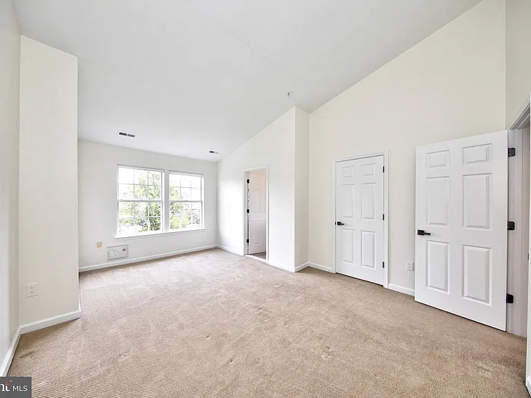 130 Spencer Cir — Photo 14