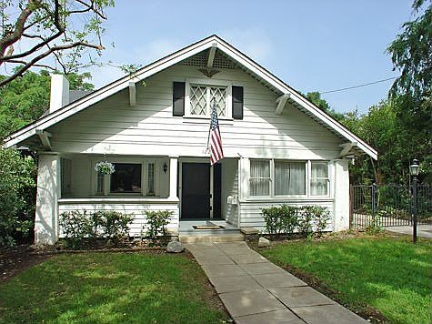 1st image of 1221 Harvard Ave