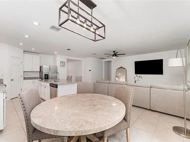 573 Vista Villages Blvd — Photo 8