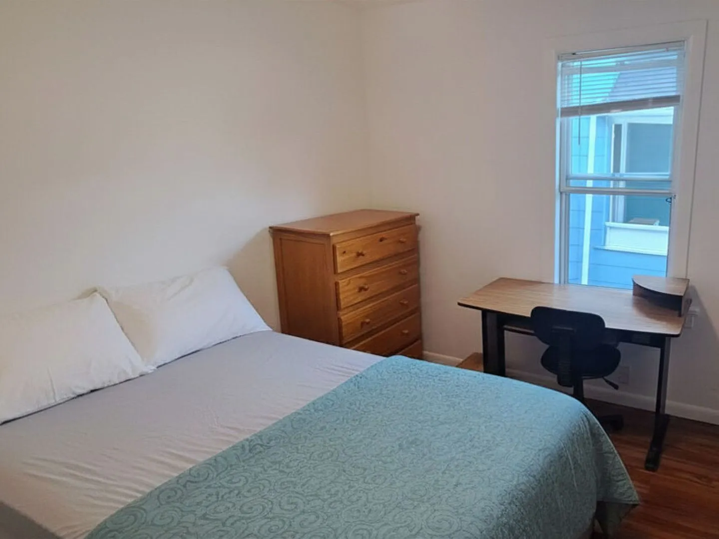 309 S Aurora Street — Photo 2