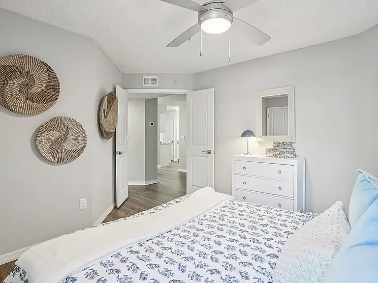 537 Sunbranch Ln — Photo 15