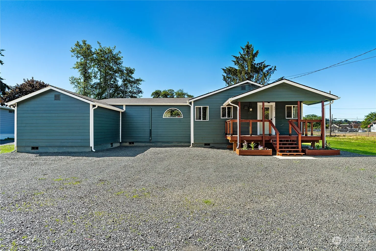 401 E Marion Street photo 1