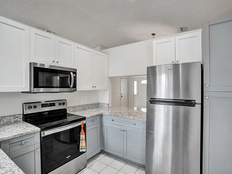 3151 NW 107th Dr — Photo 8