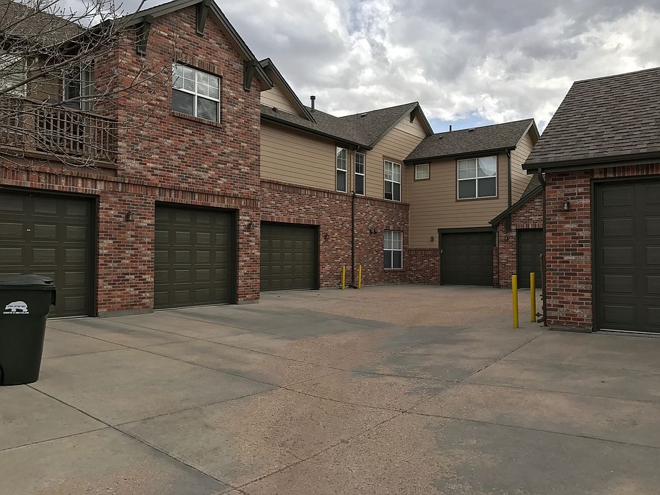 2nd image of 2280 S Vaughn Way APT 104