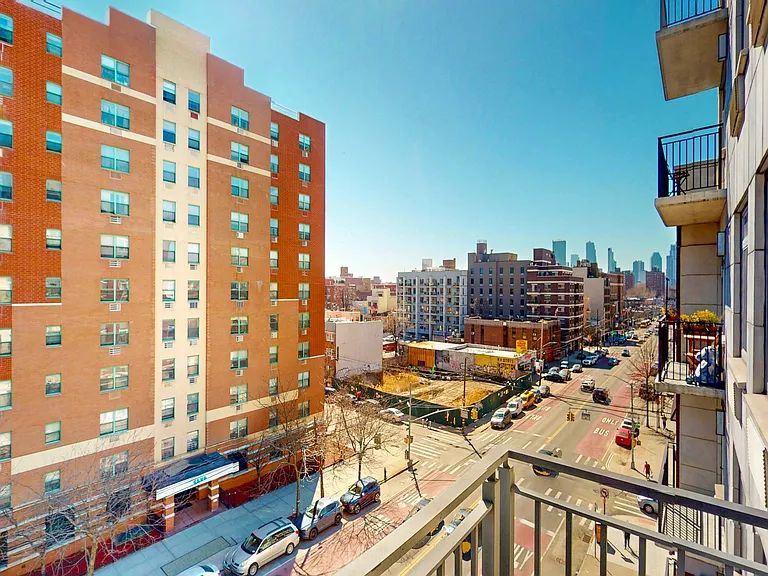 3050 21st St #5H — Photo 10