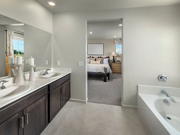 Modeled Residence 3 of Aspen at Villa Ticino in Manteca, CA.