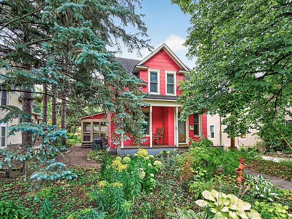 3rd image of 3313 26th St E