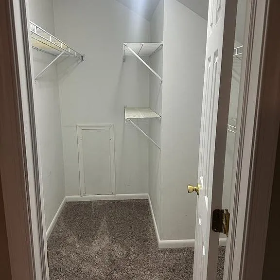 612 Yorkshire Ct — Photo 19