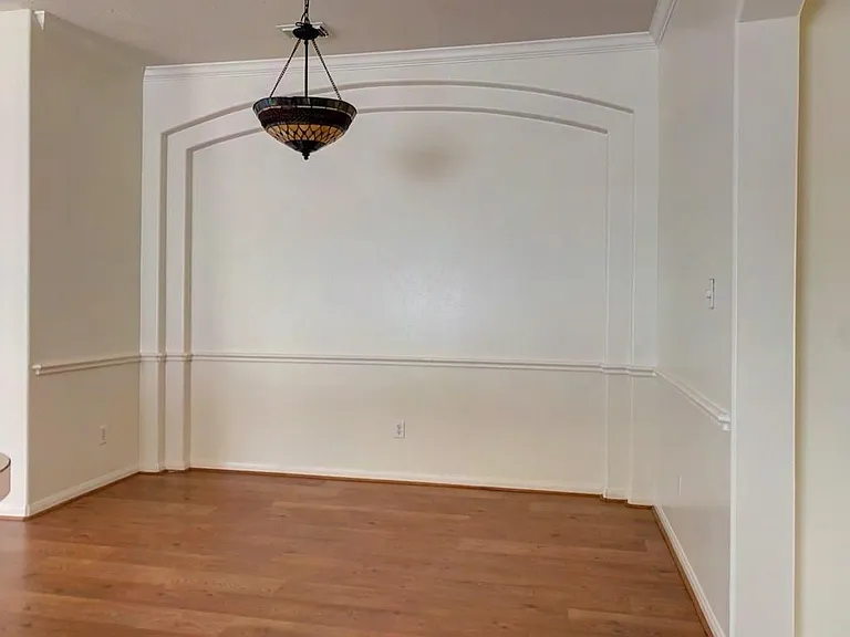 18207 Linden Forest Ln — Photo 10