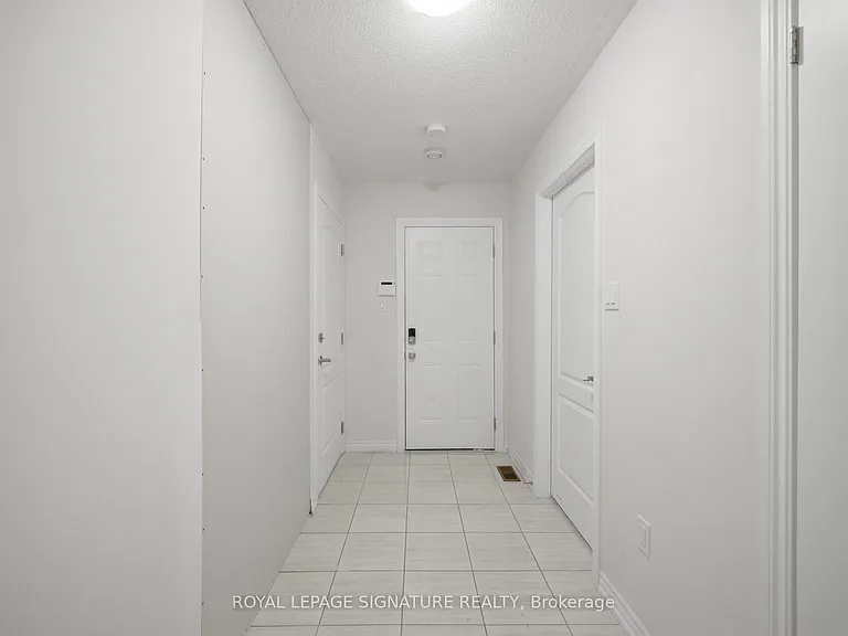 91 Roulette Cres #3 — Photo 8