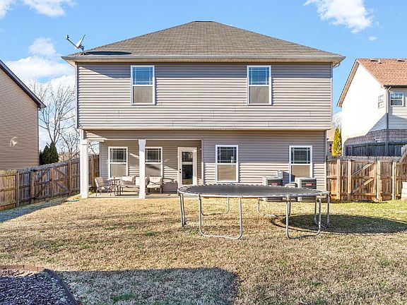 2nd image of 108 Irishman Way