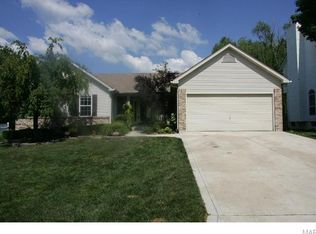 1158 Clydesdale Dr, Saint Charles, MO